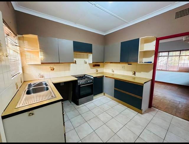 4 BEDROOM HOUSE FOR SALE IN PRIMROSE